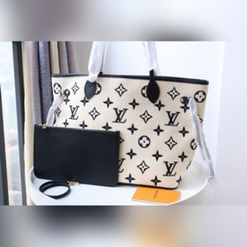 原單M22838黑色 手提包Neverfull MM，來自全新泳池膠囊系列，反映