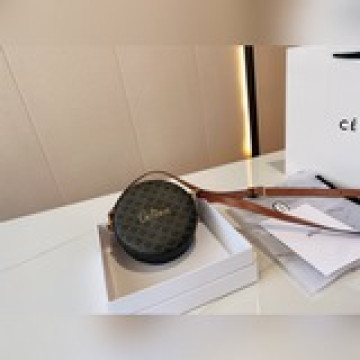 賽琳celine潮熱度不減，持續升溫，LV、Gucci、Dior、Fendi中古