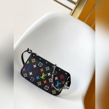 頂級原單，163c01對版動态芯片M13404白彩 M13663黑彩本款 P