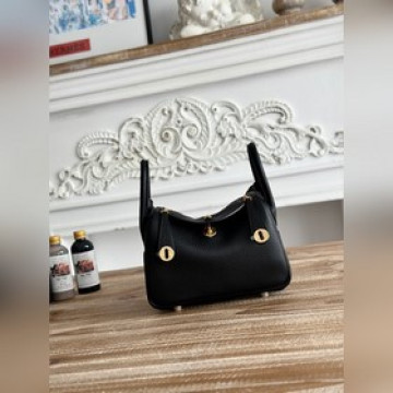 琳迪lindy 19cm 顔色：黑色、金扣 Tc皮 蜜蠟線半手工縫制 lindy