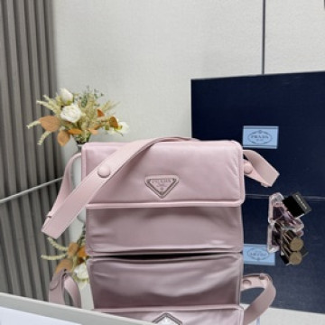 [頂級原單]2026春季新款小號尼龍單肩包1BD313 混搭理念貫穿于Prada