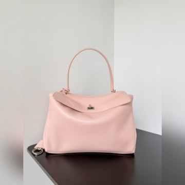 Balenciaga Rodeo 好不容易搶到的Rodeo！！！柔軟的大廓形包包