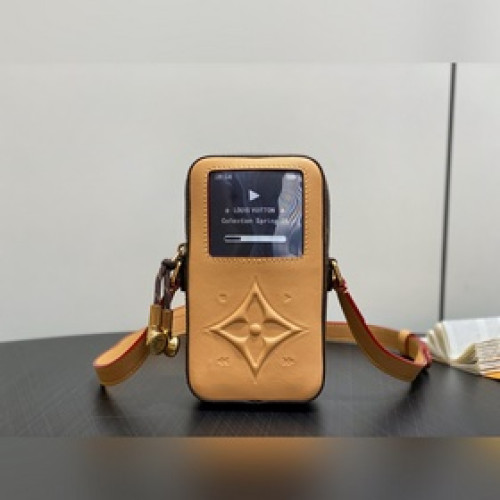 M14063老花黃皮 複古手機音樂包播放器 MUSIC PLAYER WEARA