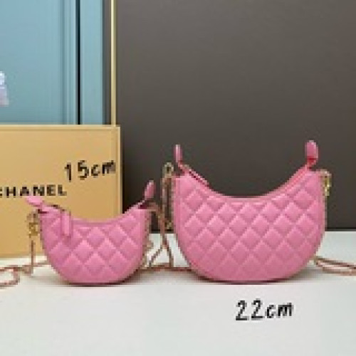 配盒子chanel 23p 月牙包香香 23p系列真的戳中心巴！這隻 cha