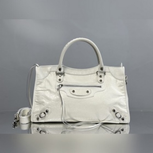 Balenciaga city 中號白色，銀扣 經典機車包 巴黎世家最具标志性手