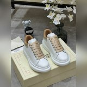 Alexander McQUEEN正品爆拆 1：1頂級麥昆原版皮料白色進口絲綢皮