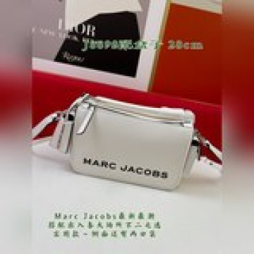 Marc Jacobs最新最潮秋冬新品剛剛上市，搭配出入各大場所不二之選，實用，