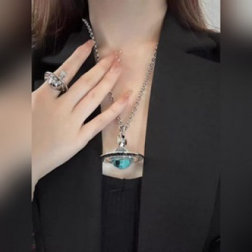 經典大號大土星項鍊項鍊vivienne westwood西太後土星項鍊！英國時