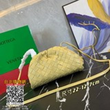 新款 B-V進口原版羊皮編織The pouch 雲朵包前設計師Danie