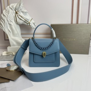 BVLGARI Serpenti Forever 系列 具有現代氣息、都市風情