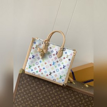 頂級原單，變碼芯片M13079路易威登 x 村上隆再版系列以靈動筆觸演繹 On