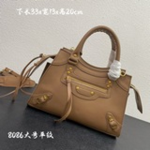 大號 2023 Balenciaga寶藏系列秋冬機車包 新寵登場啦！全新的梯形設