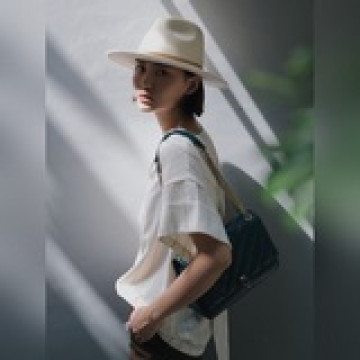 原版新色出貨異域風情美女古力娜紮同款大貨實拍有點小香風的B家自我風格呈現啦，幾何