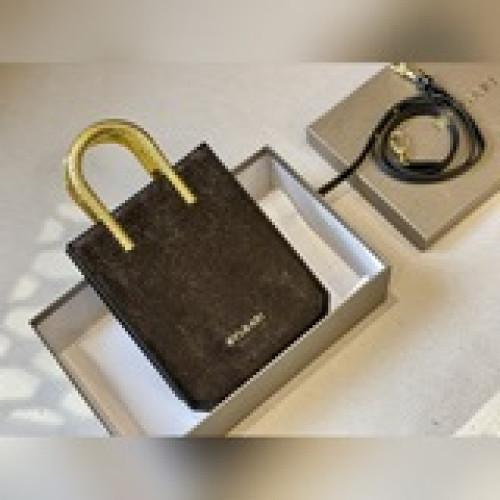 配盒寶格麗 晚宴包容量不容小觑女人味滿滿 具備優雅與時尚并存尺寸：2