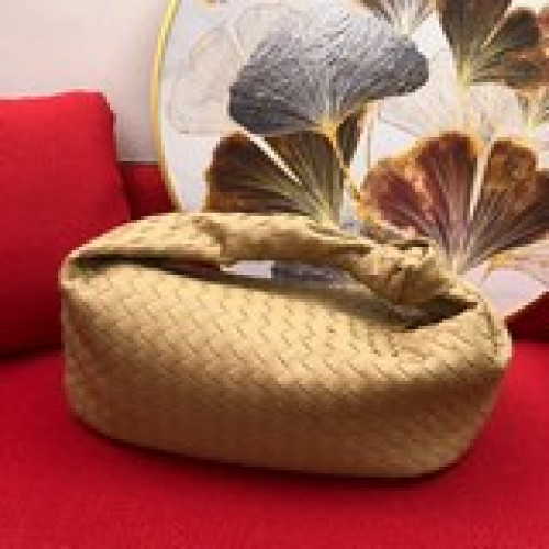 原版皮bottega veneta#最新設計編織打結tote包還保留了bv一直原