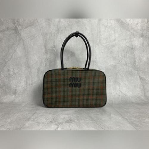5BB117(格子綠) MiuMIUMIU新品千鳥格公文包，時尚與經典的完全融合