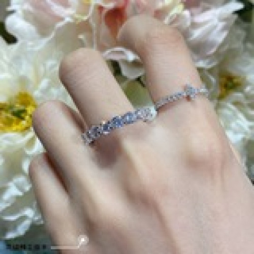 （碼數5678）    蒂芙尼粗滿鑽戒指非常棒的鑽戒伴侶 超好賣[害羞][害羞]