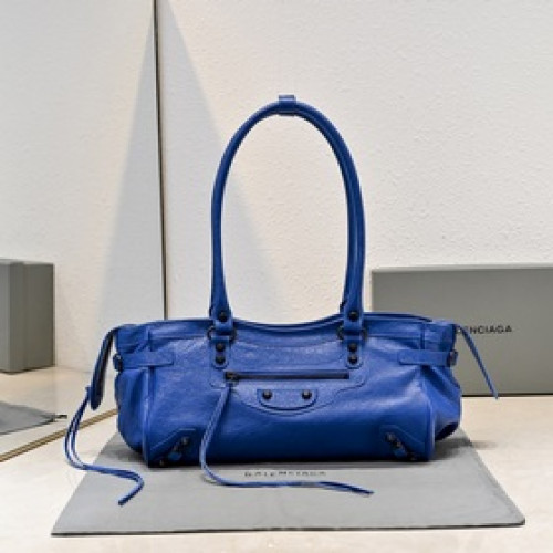 Balenciaga長款胯下長挽機車包，顔色：彩藍色
