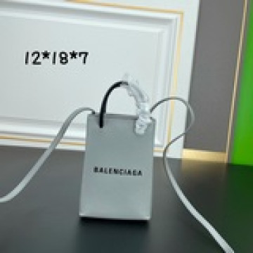 升級版（有序列號）Balenciaga巴黎世家手機包十字紋新款迷你購物袋出貨啦