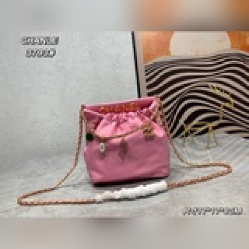 配盒子小香家 22bag 迷你垃圾袋也太好看了點!寶石瑪瑙配飾！好美好美，