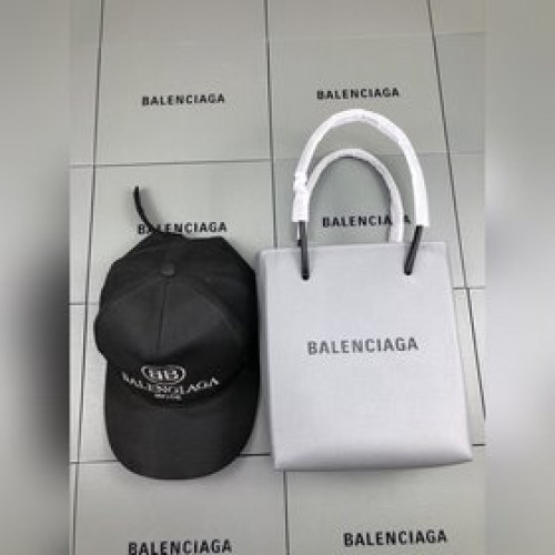 巴黎BALENCIAG 小號方形購物包 采用進口牙簽紋小牛皮材質 纖長nappa