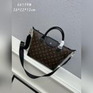 春夏新品 louis vuitton 火爆手提斜挎實用時尚款mode