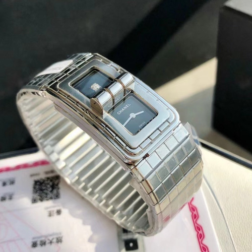 原單狠貨 ，集所有香奈兒CHANEL經典元素於一體的 CODE COCO腕錶