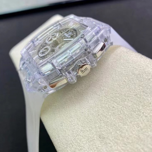 恒寶HUBLOT宇舶BIG BANG靈魂系列，641.JX.0120.RT“全透明腕錶”