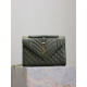 橄欖綠色金扣V型Monogram中號魚子醬信封包，型號487206