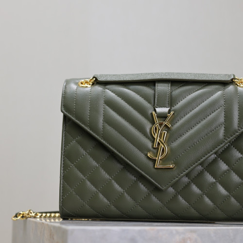 橄欖綠色金扣V型Monogram中號魚子醬信封包，型號487206