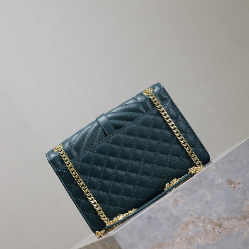 石松綠色金扣V型Monogram中號魚子醬信封包，型號487206