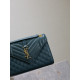 石松綠色金扣V型Monogram中號魚子醬信封包，型號487206
