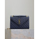 藍色金扣V型Monogram中號魚子醬信封包，型號487206