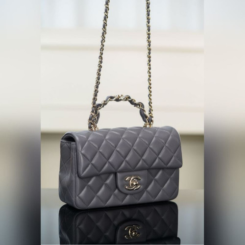 頂級進口原廠皮 所見即所得！ Chanel 23k 秋冬新款 雙C 手柄CF 深灰色