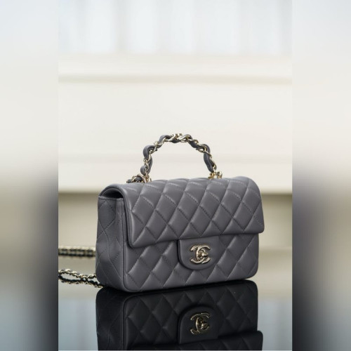 頂級進口原廠皮 所見即所得！ Chanel 23k 秋冬新款 雙C 手柄CF 深灰色