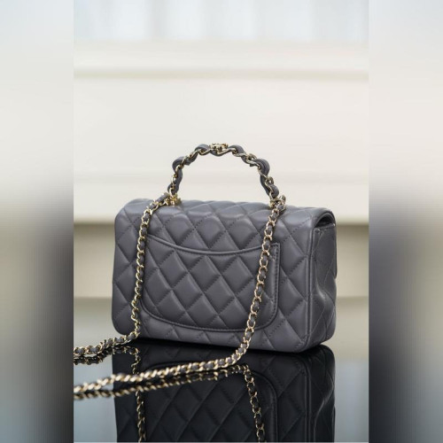 頂級進口原廠皮 所見即所得！ Chanel 23k 秋冬新款 雙C 手柄CF 深灰色