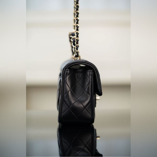 頂級進口原廠皮 所見即所得！ Chanel 23k 秋冬新款 雙C 手柄CF 黑色