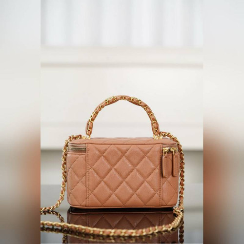 頂級進口原廠皮 所見即所得！ Chanel 25B VANITY系列化妝盒 焦糖色