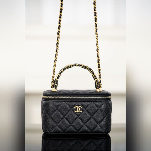 頂級進口原廠皮 所見即所得！ Chanel 25B VANITY系列化妝盒 黑金