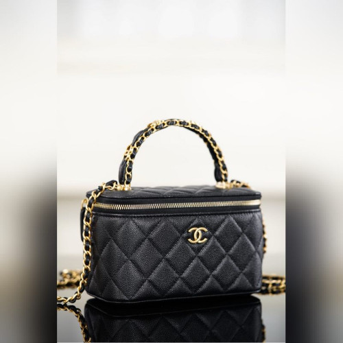 頂級進口原廠皮 所見即所得！ Chanel 25B VANITY系列化妝盒 黑金