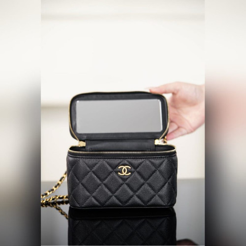 頂級進口原廠皮 所見即所得！ Chanel 25B VANITY系列化妝盒 黑金