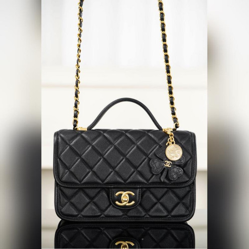 頂級進口原廠皮Chanel 25B 四葉草金幣郵差包 黑金