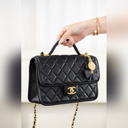 頂級進口原廠皮Chanel 25B 四葉草金幣郵差包 黑金