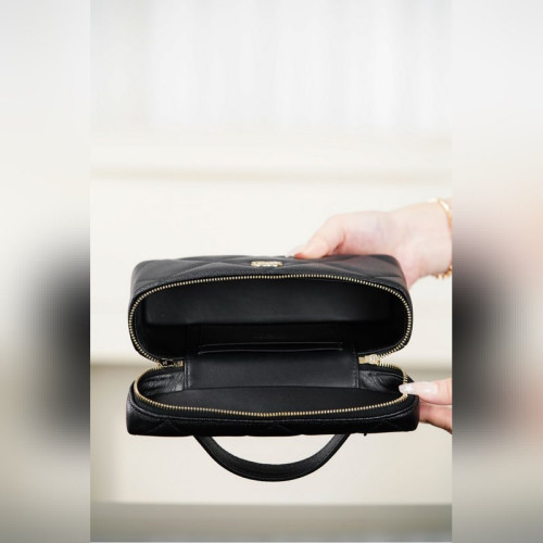 頂級進口原廠皮Chanel 25k 大菱格牛皮LP盒子包 黑金