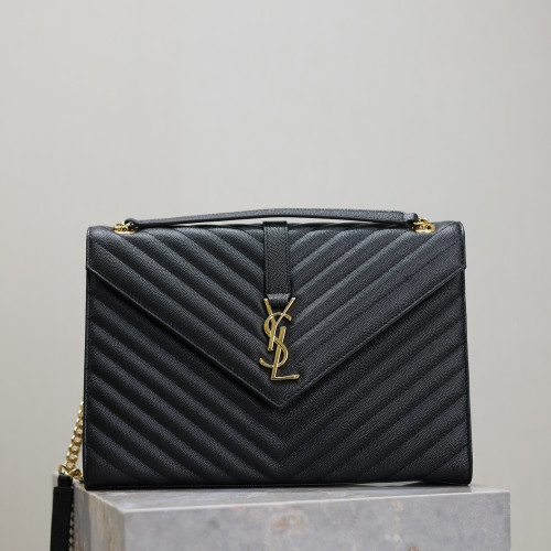 黑色金扣V型Monogram魚子醬信封包，型號487198