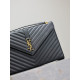 黑色金扣V型Monogram魚子醬信封包，型號487198